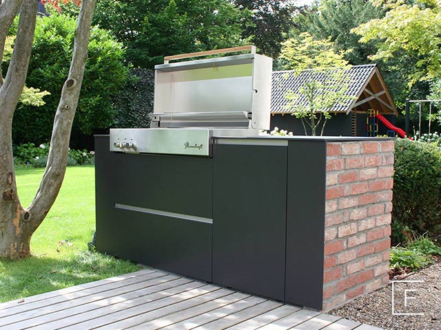 Freigeist Outdoorküche mit Neolith® Front